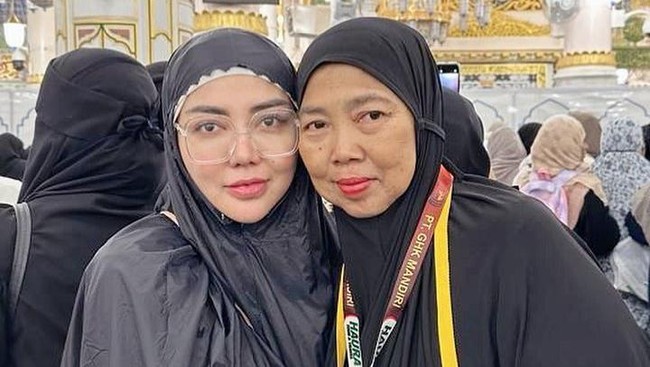 Kisah Penyesalan Bella Shofie Tak Bisa Dampingi Jenazah Ibunda