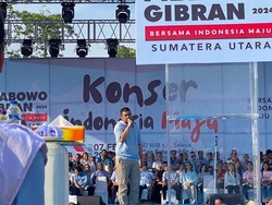 Bobby, Kahiyang hingga Kaesang Hadiri Kampanye Akbar Prabowo-Gibran di Sumut