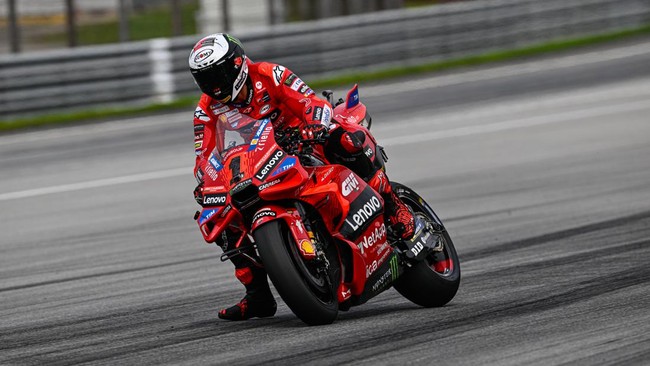 Persaingan dalam klasemen MotoGP 2024 makin ketat usai Francesco Bagnaia memenangkan Sprint Race MotoGP Belanda 2024 di Sirkuit Assen, Sabtu (29/6).