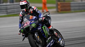 Tingkah Aneh Alex Rins Usai Tiba di MotoGP Mandalika