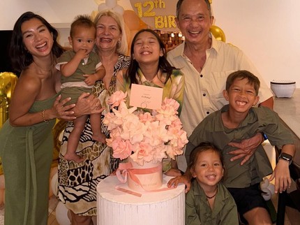 5 Potret Ultah Kiyomi Anak Pertama Jennifer & Irfan Bachdim, Hangat Bersama Keluarga