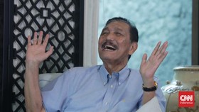 Luhut Nonton Agak Laen, Kaget Disebut Jadi Menteri Obat Gratis