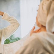 5 Rutinitas Kecantikan yang Baik untuk Menjaga Kulit dari Penuaan Dini, Mudah Diterapkan!