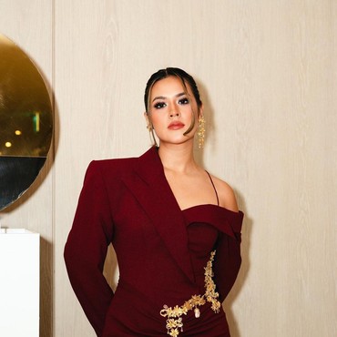 Tubuh Tampak Lebih Berisi, Raisa Diduga Sedang Hamil Lagi