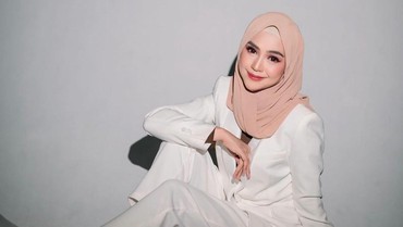 Ke Eropa Usai Gugat Cerai Teuku Ryan, Ekspresi Ria Ricis Saat Liburan Disorot