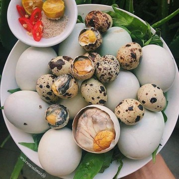 5 Makanan Tradisional Paling Aneh dari Berbagai Negara, Berani Coba?