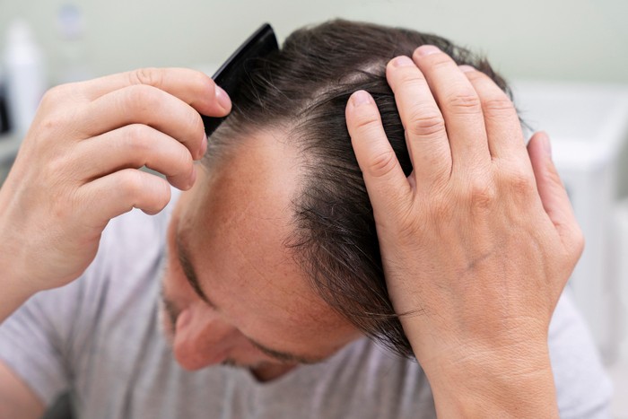 6 Alasan Jangan Tidur saat Rambut Masih Basah