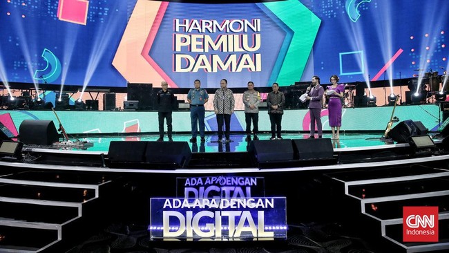 Menkominfo Budi Arie Setiadi membacakan Deklarasi Harmoni Pemilu Damai 2024 di ajang 'Ada Apa dengan Digital'.