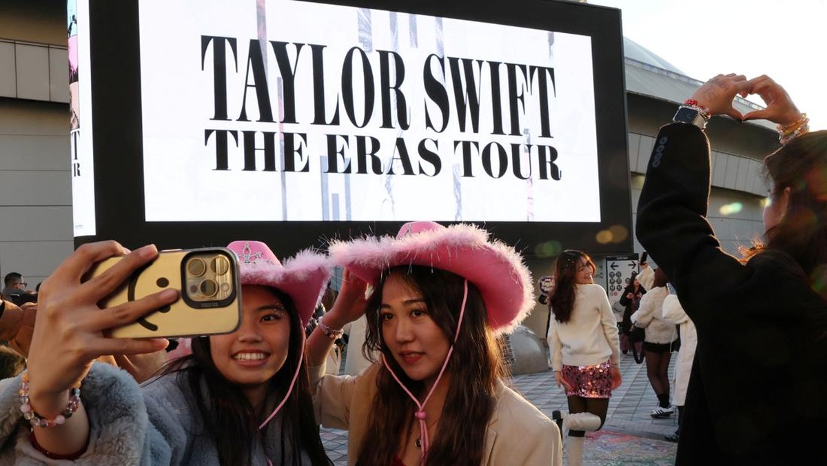 FOTO: Taylor Swift Gemparkan Jepang