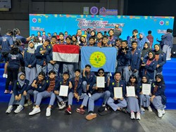 5 Tim SMA Labschool Cibubur Borong Emas-Perak di Thailand Inventors Day 2024