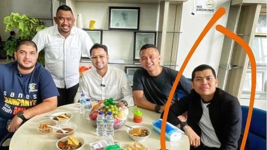 Foto kekasih Tamara Tyasmara pelaku pembunuhan Dante di kolam renang