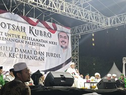 Habib Rizieq Minta Jemaah Dukung TNI/Polri Ciptakan Pemilu Damai
