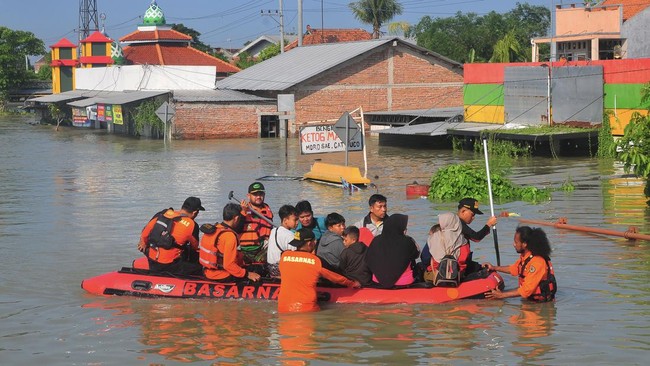 KPU memutuskan menggelar Pemilu susulan di Demak, Jateng, karena banjir belum surut. Belum ditentukan kapan pemilu susulan dilaksanakan.