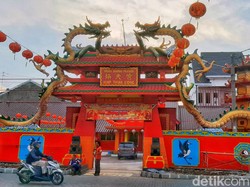 Kelenteng Bio Kwan Tee Koen Karawang, Heritage yang Berusia 3 Abad