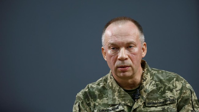 Oleksandr Syrskyi ditunjuk jadi panglima militer baru Ukraina menggantikan Valeriy Zeluzhnyi.