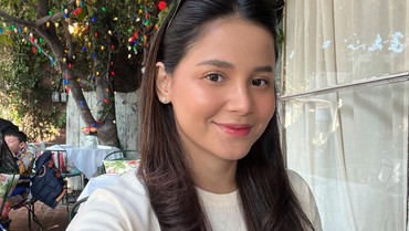 img-title Alasan Yunita Siregar Bintangi Film 'Mendung Tanpo Udan'
