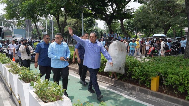 Susilo Bambang Yudhoyono (SBY) hadir dalam kampanye akbar pasangan Prabowo Subianto-Gibran Rakabuming Raka di Gelora Bung Karno (GBK), Senayan Jakarta.