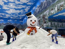 Wow! Trans Snow World Surabaya Diskon 50%, Yuk Main Salju Bareng Keluarga