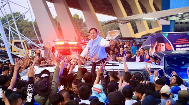 Calon presiden (capres) Prabowo Subianto menegaskan, Indonesia adalah bangsa yang berbudi luhur, yang tidak melakukan saling ejek dan adu domba.