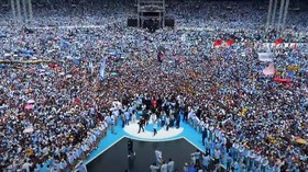 Pendukung Tumbang Kepanasan, Prabowo Minta Panitia Siram Air