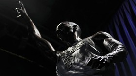 FOTO: Lakers Luncurkan Patung Pertama Kobe Bryant