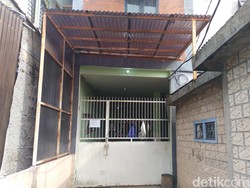 Bau Menyengat Masih Tercium di TKP Mayat Pria Membusuk di Kosan Depok