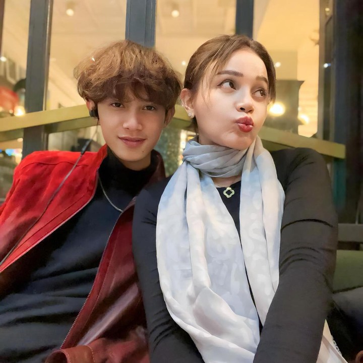 <p>Saat berlibur di Turki, Rossa mengabadikan banyak potret bersama sang putra. Ia dan Rizky terlihat sangat menikmati liburan kali ini, Bunda. (Foto: Instagram @itsrossa910)</p>