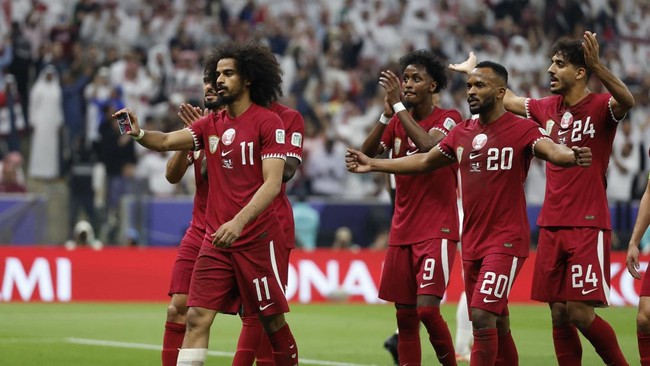 Akram Afif berhasil mencetak gol dan membawa Qatar unggul 1-0 atas Yordania pada babak pertama laga final Piala Asia, Sabtu (10/2).