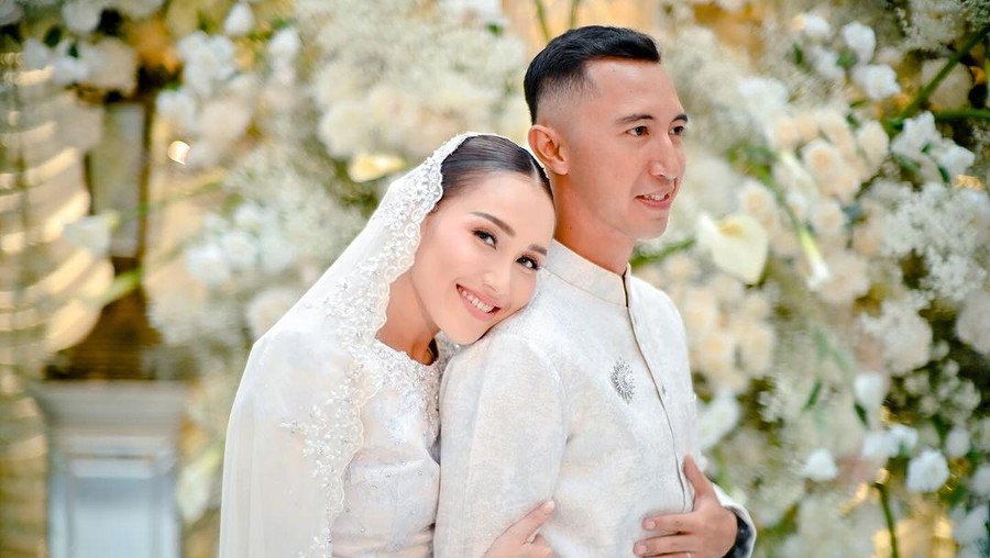 Ayu Ting Ting dan Lettu Fardana