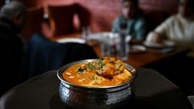 FOTO: Sengketa Hidangan Ayam Mentega di India