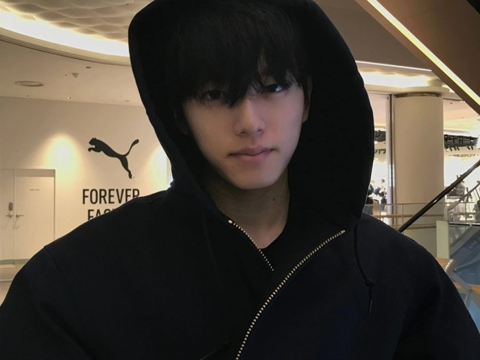 Pada acara survival tersebut, Jinwoo menarik perhatian juri dan penonton dengan visual-nya yang imut dan menggemaskan. Ia juga mendapat julukan 'haenami' dari netizen, Beauties./ foto: instagram.com/jinwoo__913