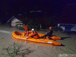 Banjir Rendam Permukiman di Sumedang, Ketinggian Capai 3 Meter