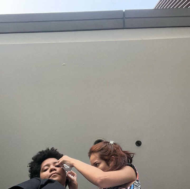 <p>Enzy mengunggah beberapa potret kebersamaannya dengan Casey. Tak hanya itu, ada pula kue ulang tahun yang bergambar ilustrasi dirinya dan sang adik. (Foto: Instagram: @enzystoria)</p>