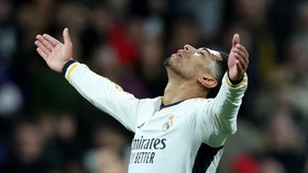Duel Bellingham vs Sancho di Wembley, Siapa Lebih Memikat?