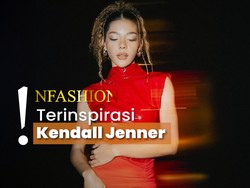 Outfit Merah Berani Zsa Zsa Utari, Sukses Bikin Gagal Fokus