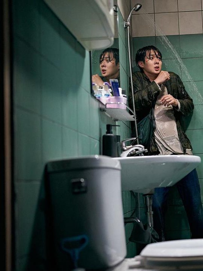A Killer Paradox banyak mengangkat isu yang terjadi di masyarakat