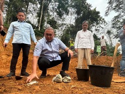 Andre Rosiade Tepati Janji Bangun BTS di Tanjuang Labuah dan Kamang Baru Sijunjung