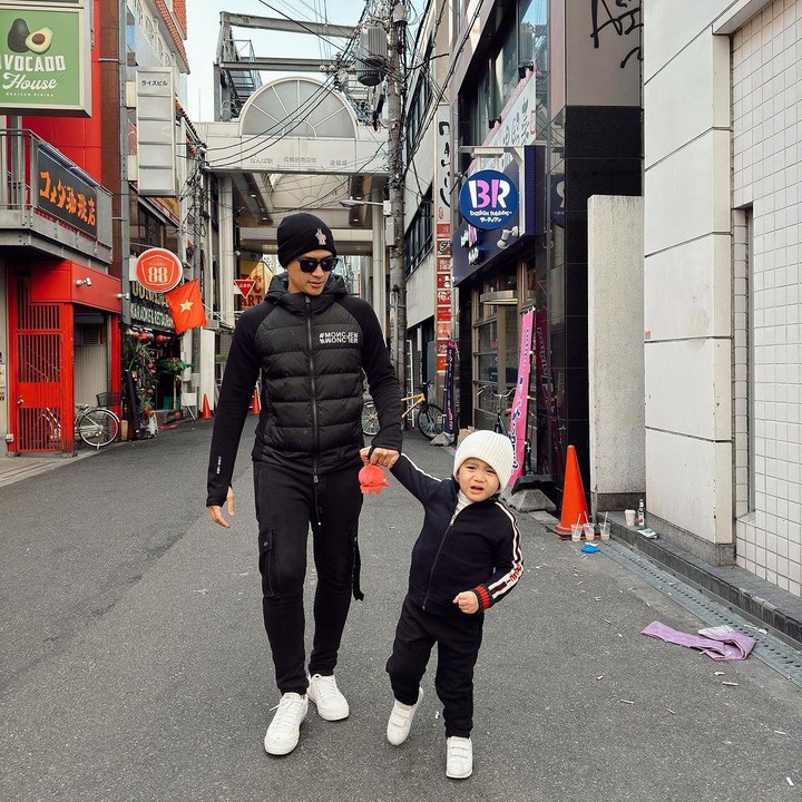 <p>Banyak netizen yang dibuat gemas dengan tingkah Athar nih, Bunda. Tidak sedikit yang 'meleleh' karena wajah Athar yang sangat tampan. (Foto: Instagram: @citraciki)</p>