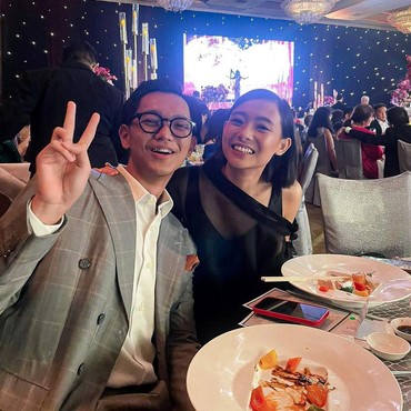 Begini Cerita Brandon Salim dan Dhika Himawan Resmi Tunangan di Tokyo