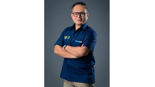 Saham BRI berkode BBRI menyentuh Rp5.975 per saham pada Senin (12/2), sedangkan Bank Mandiri yang menyentuh Rp7.200 menjadi rekor tertinggi sepanjang sejarah.