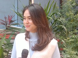 Dwinda Ratna Ngaku Cerai dengan Furry Setya karena Ada Konflik