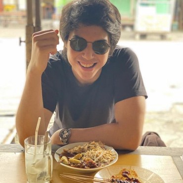 Reaksi Mulan Jameela Disorot usai El Rumi Unggah Foto Lawas Dhani & Maia