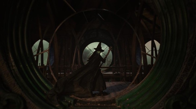Jadwal tayang Wicked dipercepat ke 22 November dan membuat film musikal fantasi itu akan 'duel' dengan Gladiator 2.
