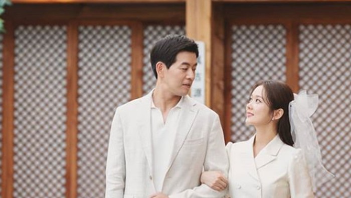 6 Aktor Tampan yang Jadi 'Suami' Jang Na Ra di Drama Korea, Serasi Semua!