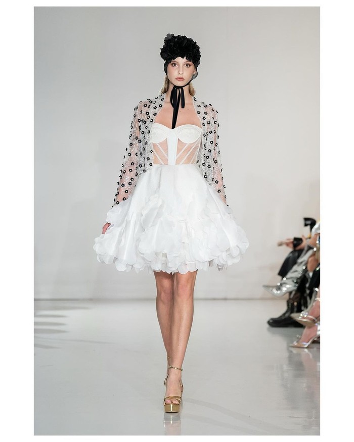 5 Desainer Indonesia Pamerkan Karya di New York Fashion Week