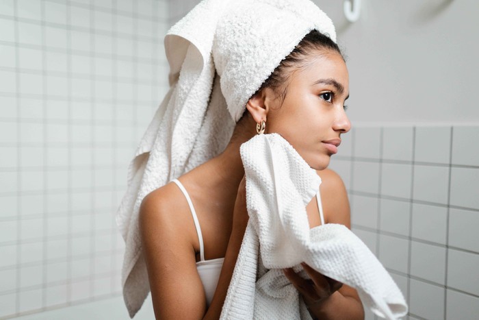 Kombinasi Kandungan Skincare Ini Bikin Skin Barrier Rusak!