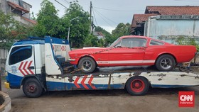 KPK Sita Mobil Mewah Eks Kepala Bea Cukai Makassar Andhi Pramono
