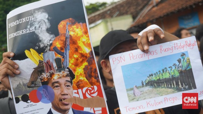 Massa aksi 'Gejayan Memanggil Kembali' mendesak Presiden Jokowi mundur karena dianggap mencederai demokrasi.