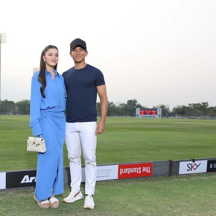 <p>Tak hanya penampilan sang pangeran, Anisha Rosnah juga tak kalah menawan, ya? "Istrimu sangat cantik seperti biasanya," ujar akun @aling*****.(Foto: Instagram @tmski)<br /><br /><br /></p>