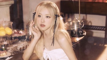 img-title Tengok Lagi Respons Coldplay Saat Rose BLACKPINK Cover 'Viva La Vida', Kini Muncul di Trailer 'Pachinko 2'